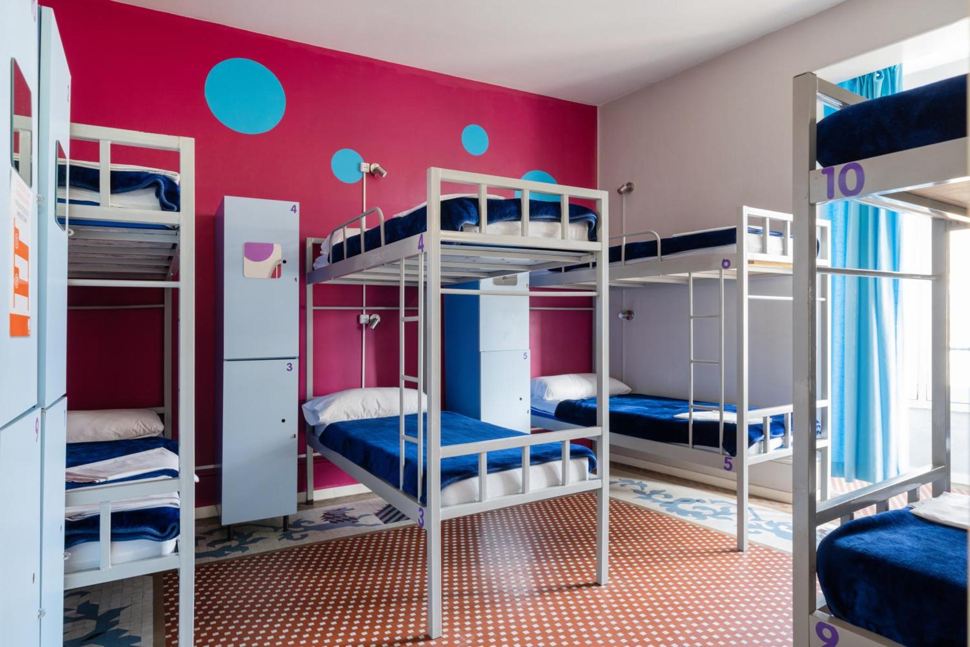 Feetup Home Backpackers Valencia — Photos 2